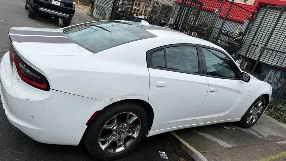 2015 Dodge Challenger 3rd Gen - Image 5 of 8