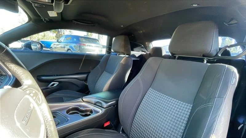 2015 Dodge Challenger 3rd Gen - Image 17 of 20