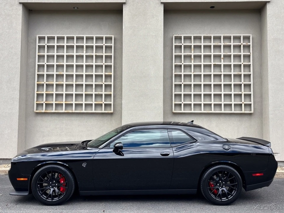 2015 Dodge Challenger SRT Hellcat 3rd Gen - Image 4 of 24