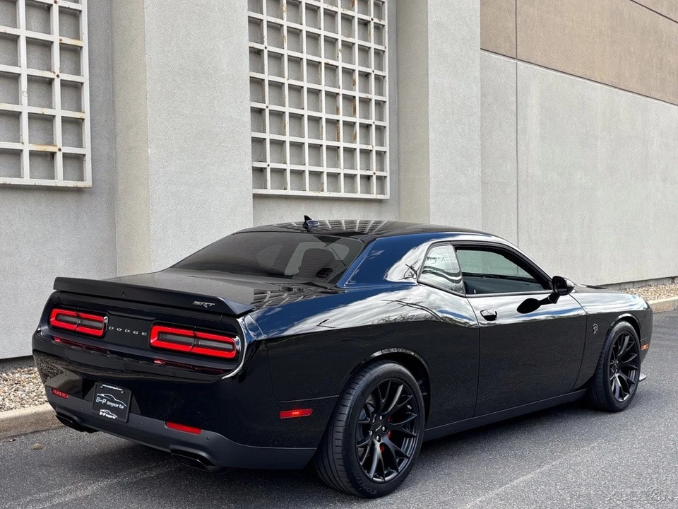 2015 Dodge Challenger SRT Hellcat 3rd Gen - Image 16 of 24