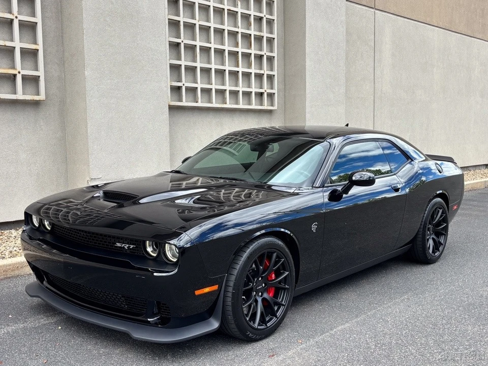 2015 Dodge Challenger SRT Hellcat 3rd Gen - Image 17 of 24