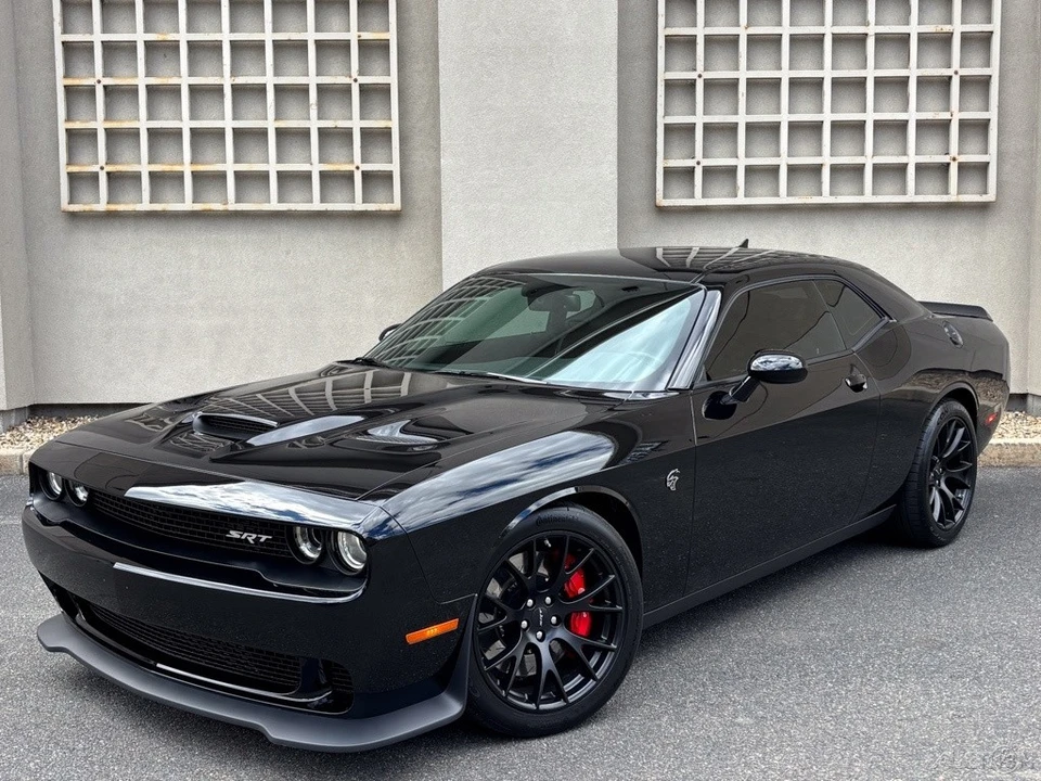 2015 Dodge Challenger SRT Hellcat 3rd Gen - Image 6 of 24