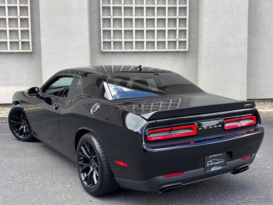 2015 Dodge Challenger SRT Hellcat 3rd Gen - Image 19 of 24
