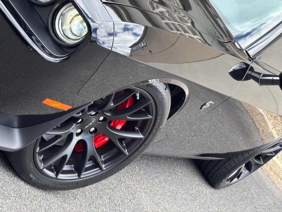 2015 Dodge Challenger SRT Hellcat 3rd Gen - Image 23 of 24