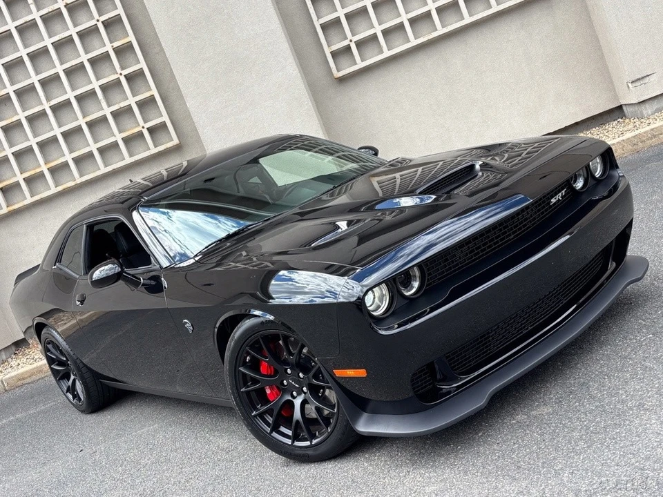 2015 Dodge Challenger SRT Hellcat 3rd Gen - Image 7 of 24