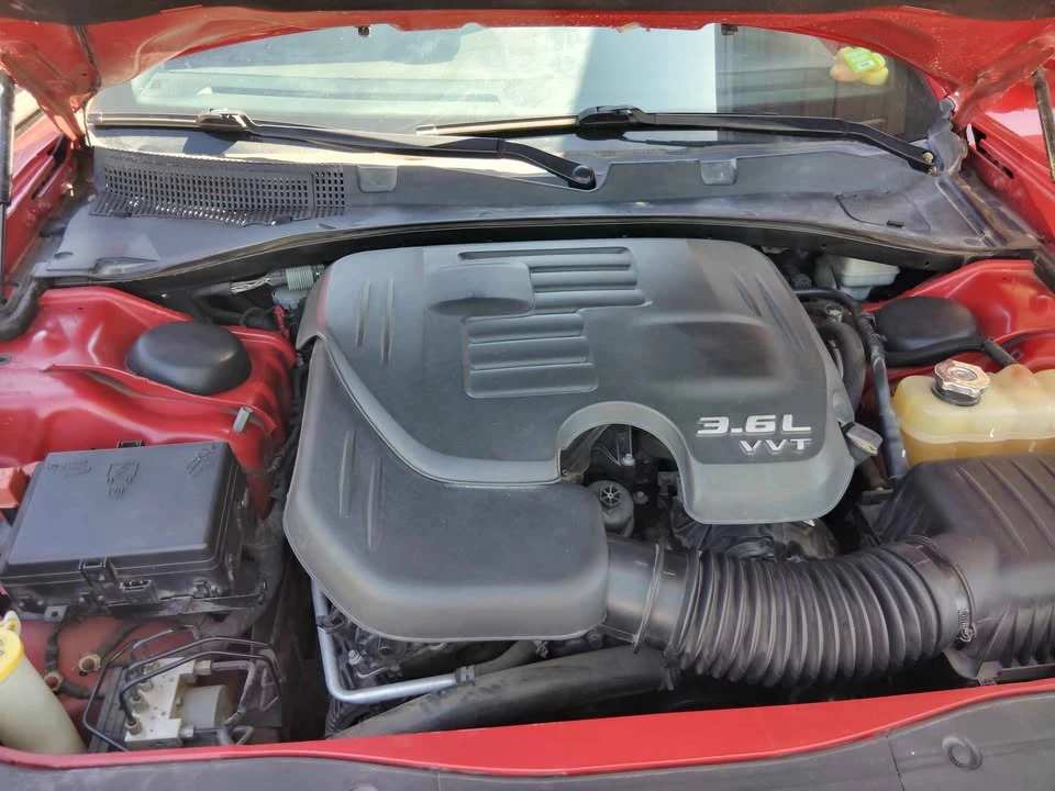 2015 Dodge Challenger 3rd Gen - Image 4 of 5
