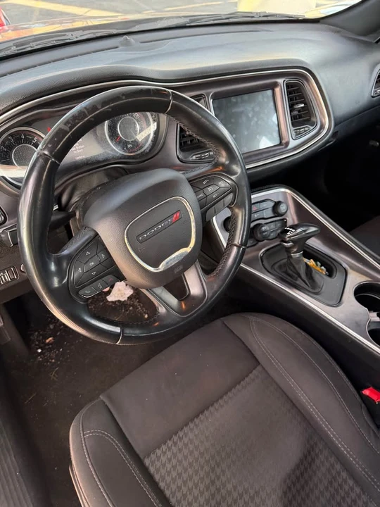 2015 Dodge Challenger 3rd Gen - Image 5 of 6