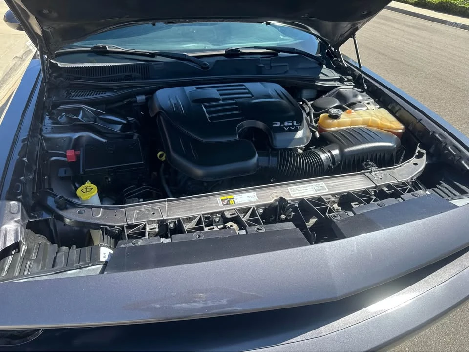 2015 Dodge Challenger 3rd Gen - Image 10 of 12