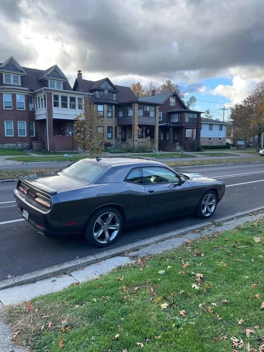 2015 Dodge Challenger 3rd Gen - Image 6 of 13