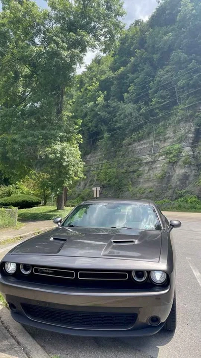 2015 Dodge Challenger 3rd Gen - Image 2 of 13