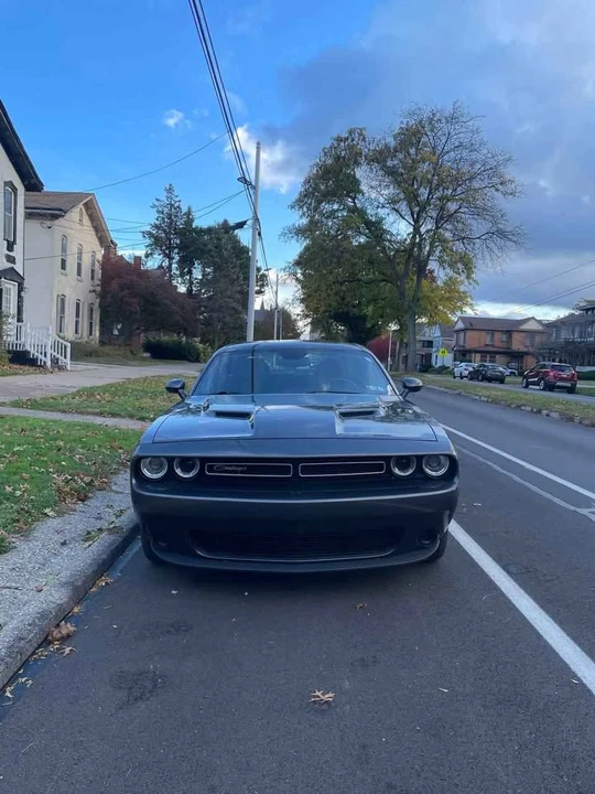 2015 Dodge Challenger 3rd Gen - Image 4 of 13