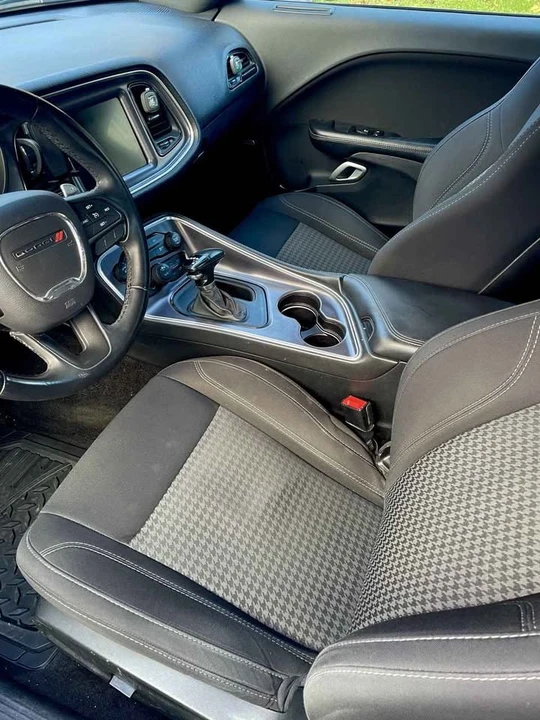 2015 Dodge Challenger 3rd Gen - Image 10 of 13