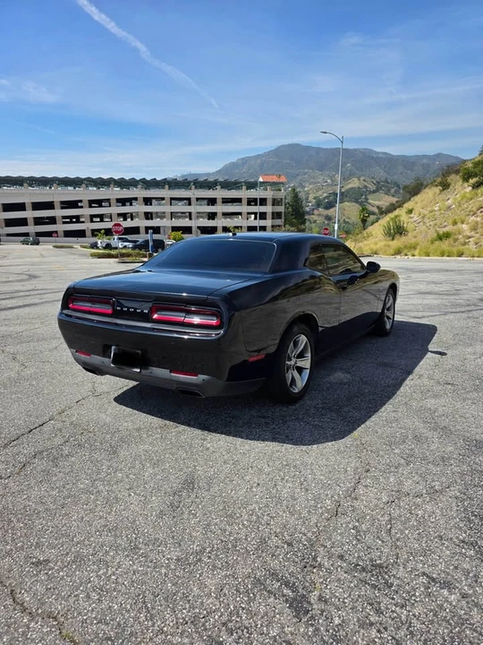 2015 Dodge Challenger 3rd Gen - Image 2 of 10