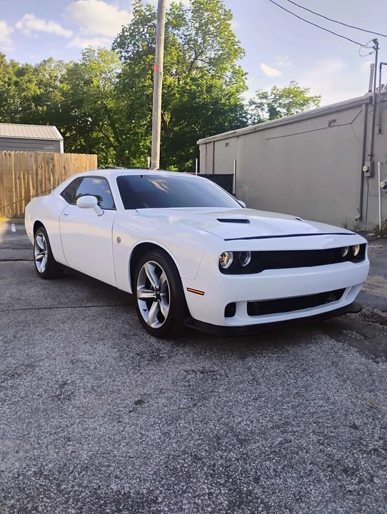 2015 Dodge Challenger 3rd Gen - Image 2 of 9