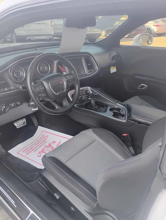 2015 Dodge Challenger 3rd Gen - Image 7 of 9