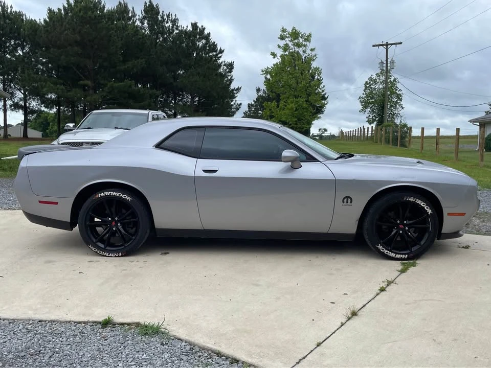 2015 Dodge Challenger - Image 4 of 12