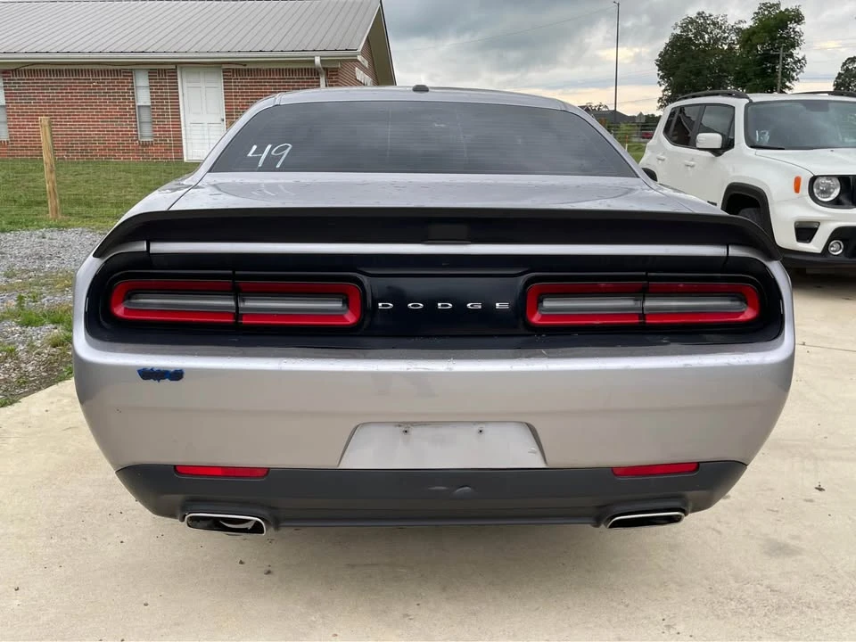 2015 Dodge Challenger - Image 6 of 12