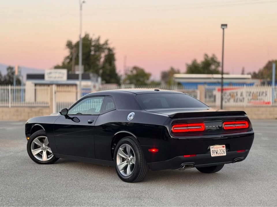 2015 Dodge Challenger 3rd Gen - Image 2 of 14