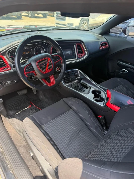 2015 Dodge Challenger 3rd Gen - Image 5 of 9