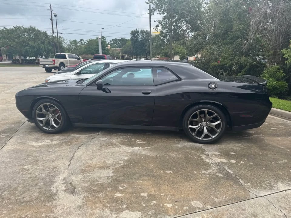 2015 Dodge Challenger 3rd Gen - Image 2 of 8