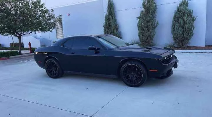 2015 Dodge Challenger 3rd Gen - Image 2 of 9
