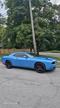 2015 Dodge Challenger Coupe 2D
