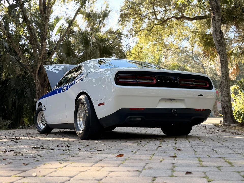 2015 Dodge Challenger 3rd Gen - Image 13 of 31