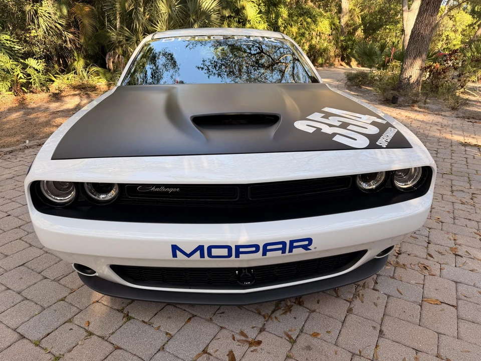 2015 Dodge Challenger 3rd Gen - Image 18 of 31