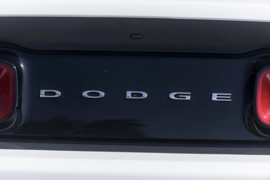2015 Dodge Challenger 3rd Gen - Image 18 of 31