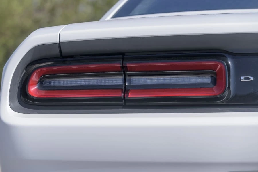 2015 Dodge Challenger 3rd Gen - Image 20 of 31