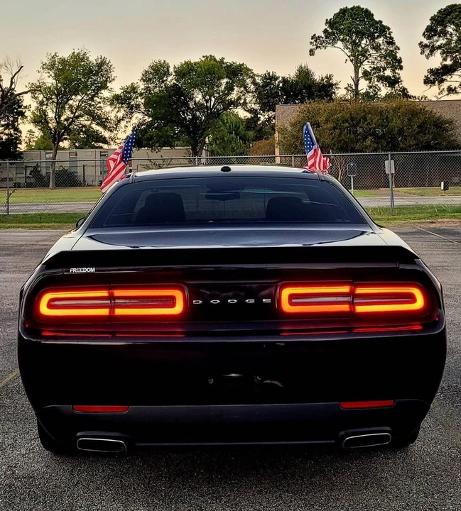 2015 Dodge Challenger 3rd Gen - Image 6 of 12