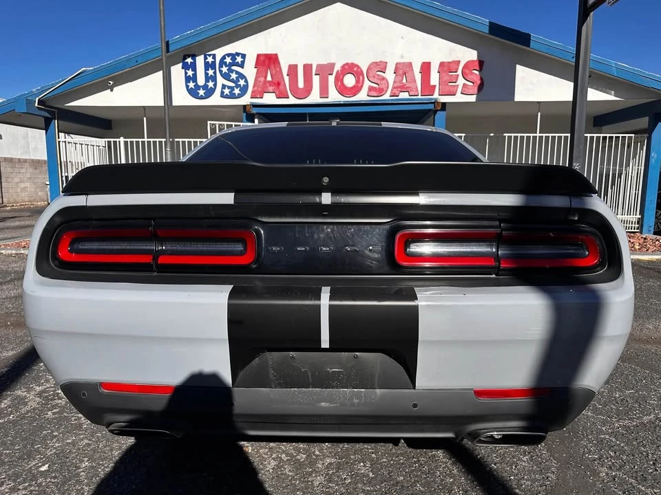 2015 Dodge Challenger - Image 5 of 15