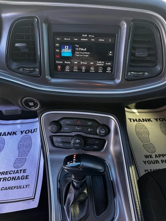 2015 Dodge Challenger - Image 11 of 15