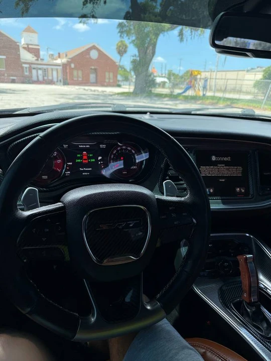 2015 Dodge Challenger SRT Hellcat 3rd Gen - Image 19 of 20
