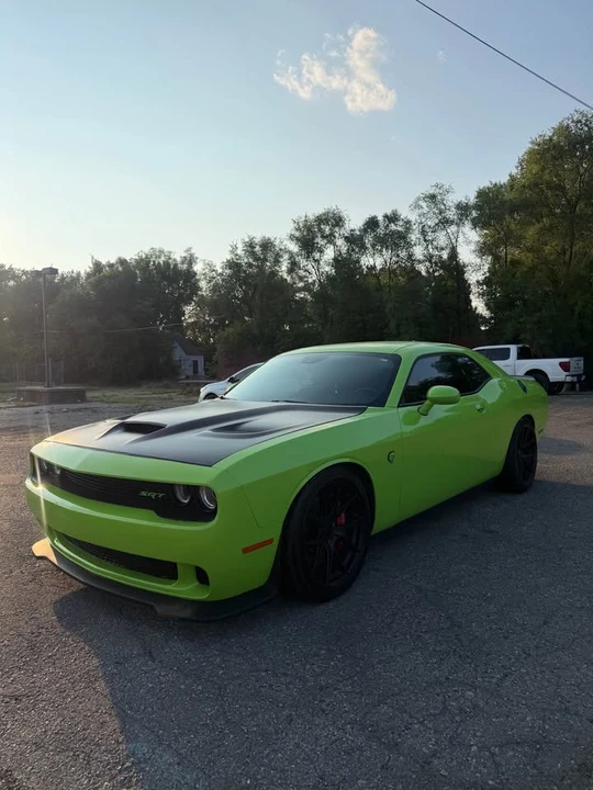 2015 Dodge Challenger SRT Hellcat 3rd Gen - Image 4 of 8