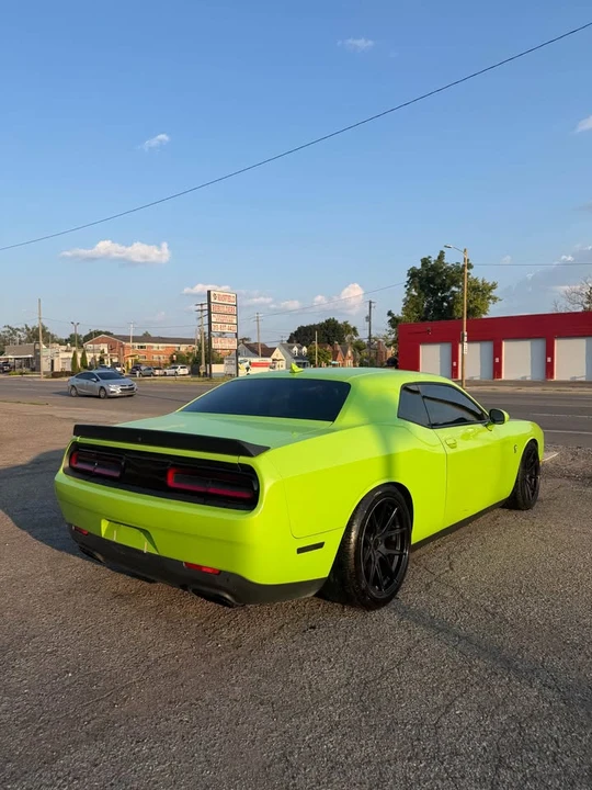 2015 Dodge Challenger SRT Hellcat 3rd Gen - Image 2 of 8