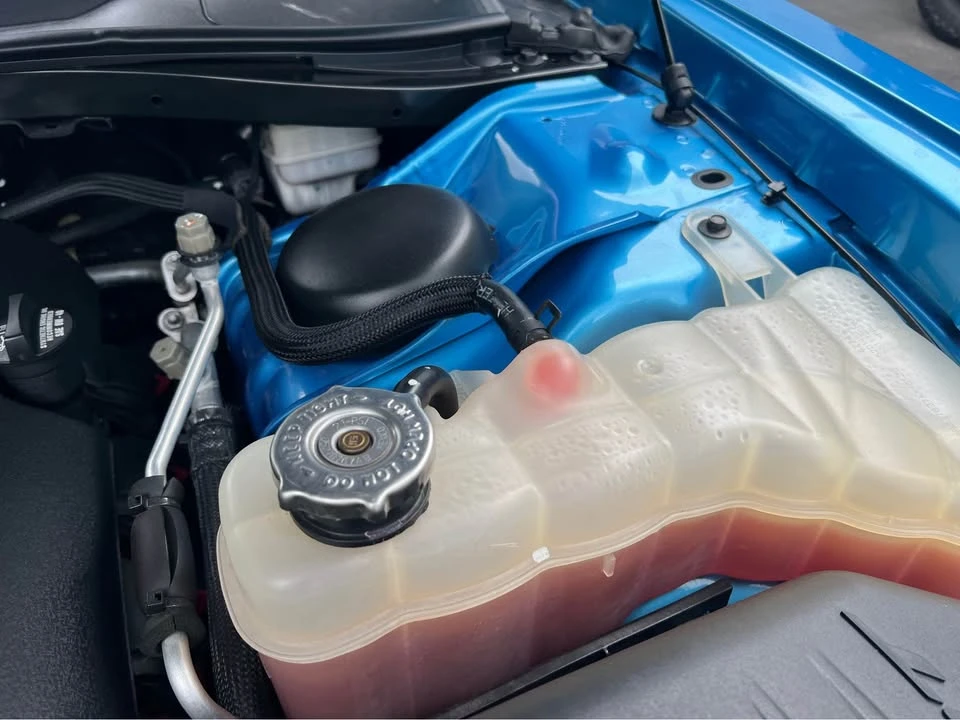 2015 Dodge Challenger SRT Hellcat 3rd Gen - Image 10 of 20