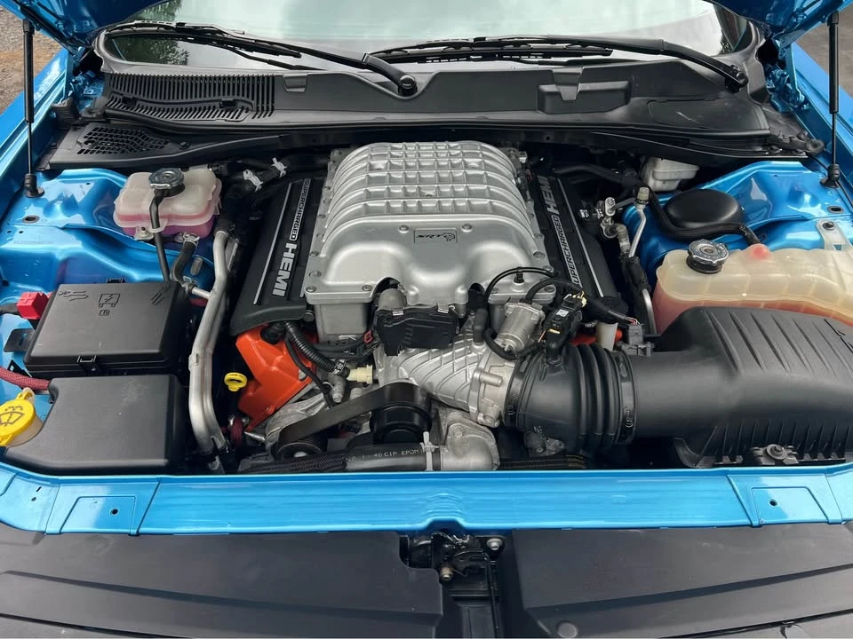 2015 Dodge Challenger SRT Hellcat 3rd Gen - Image 8 of 20