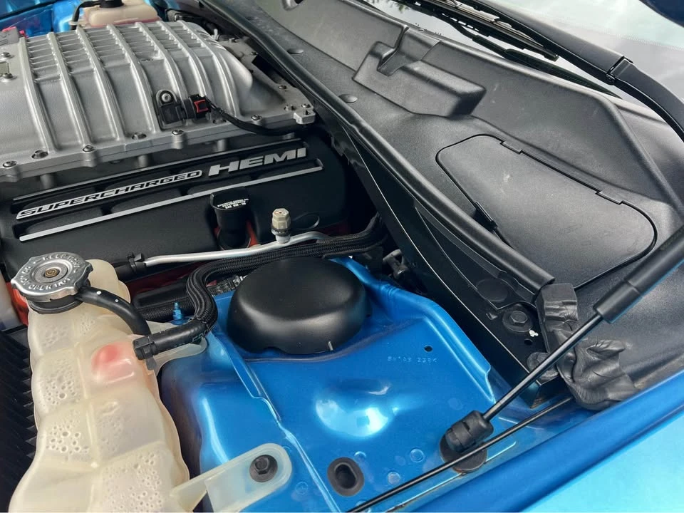 2015 Dodge Challenger SRT Hellcat 3rd Gen - Image 7 of 20