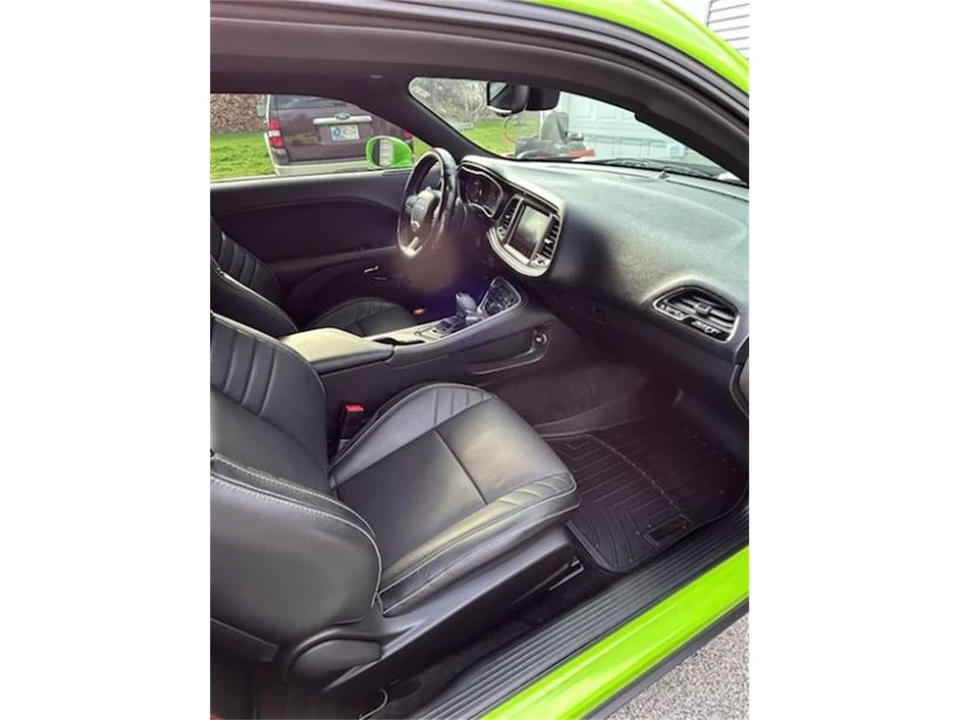 2015 Dodge Challenger SRT Hellcat 3rd Gen - Image 8 of 12