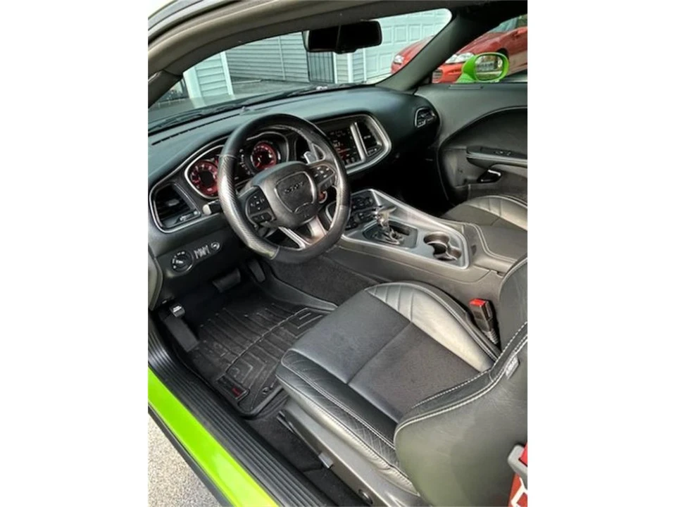 2015 Dodge Challenger SRT Hellcat 3rd Gen - Image 7 of 12
