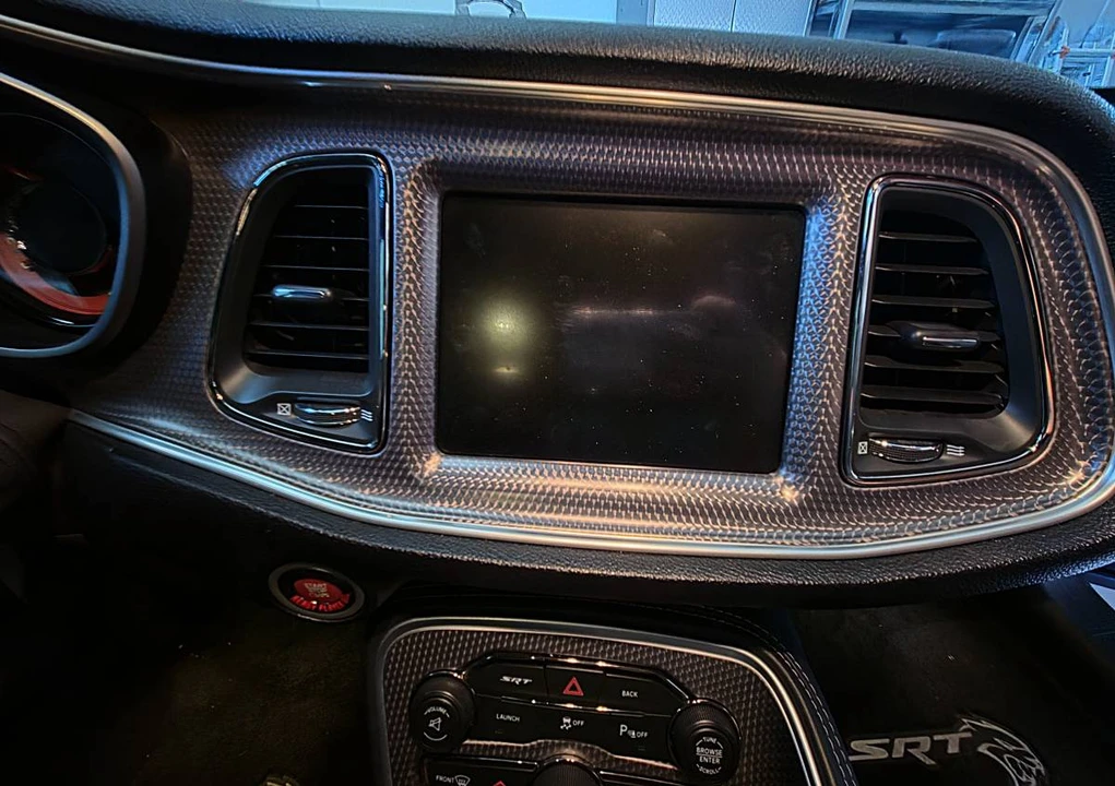2015 Dodge Challenger SRT Hellcat 3rd Gen - Image 9 of 18
