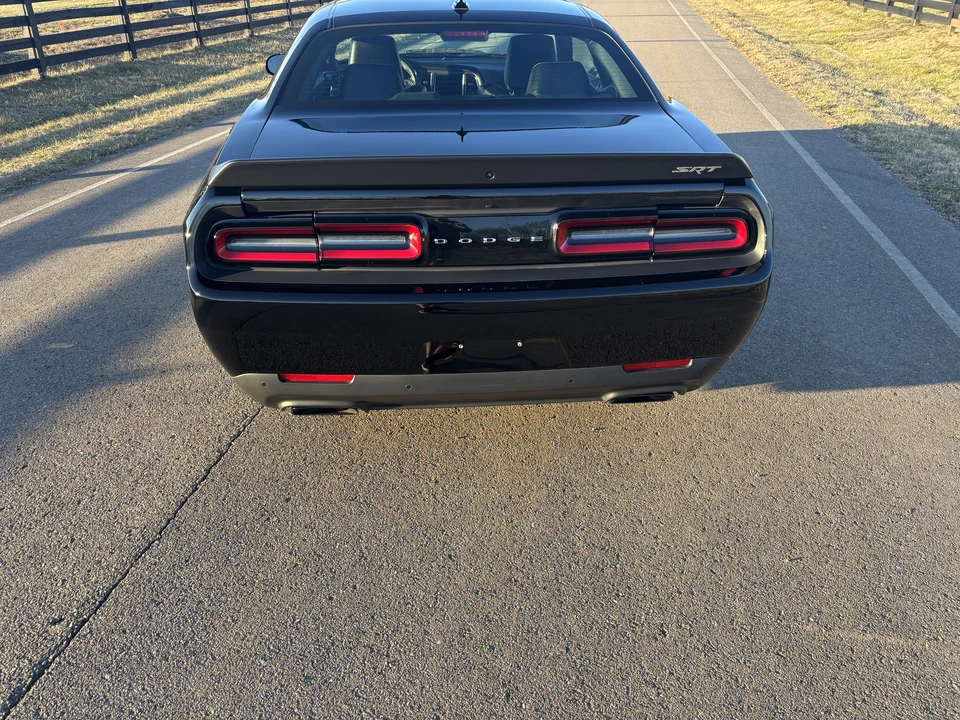 2015 Dodge Challenger SRT Hellcat 3rd Gen - Image 5 of 31