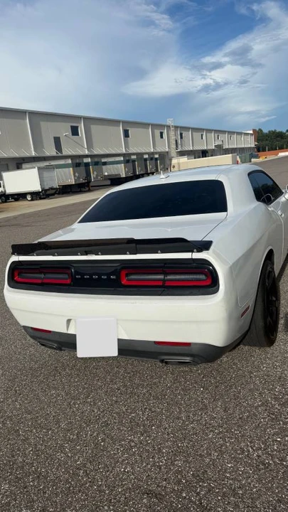 2015 Dodge Challenger 3rd Gen - Image 7 of 12