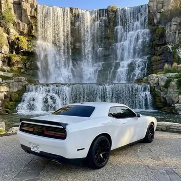 2015 Dodge Challenger SXT Plus