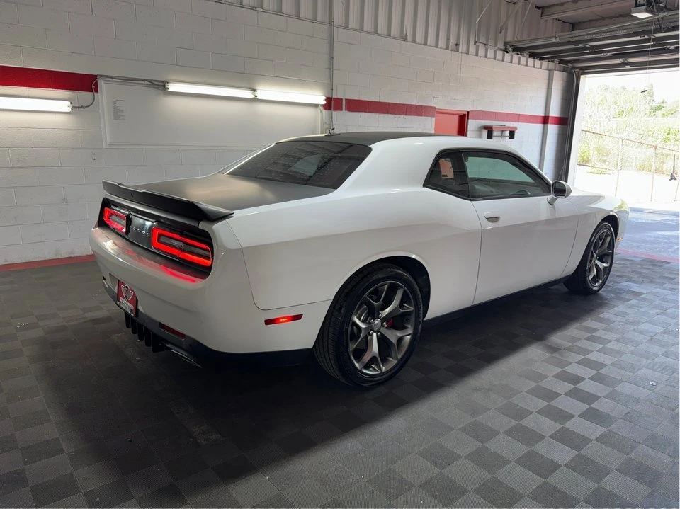 2015 Dodge Challenger 3rd Gen - Image 5 of 20