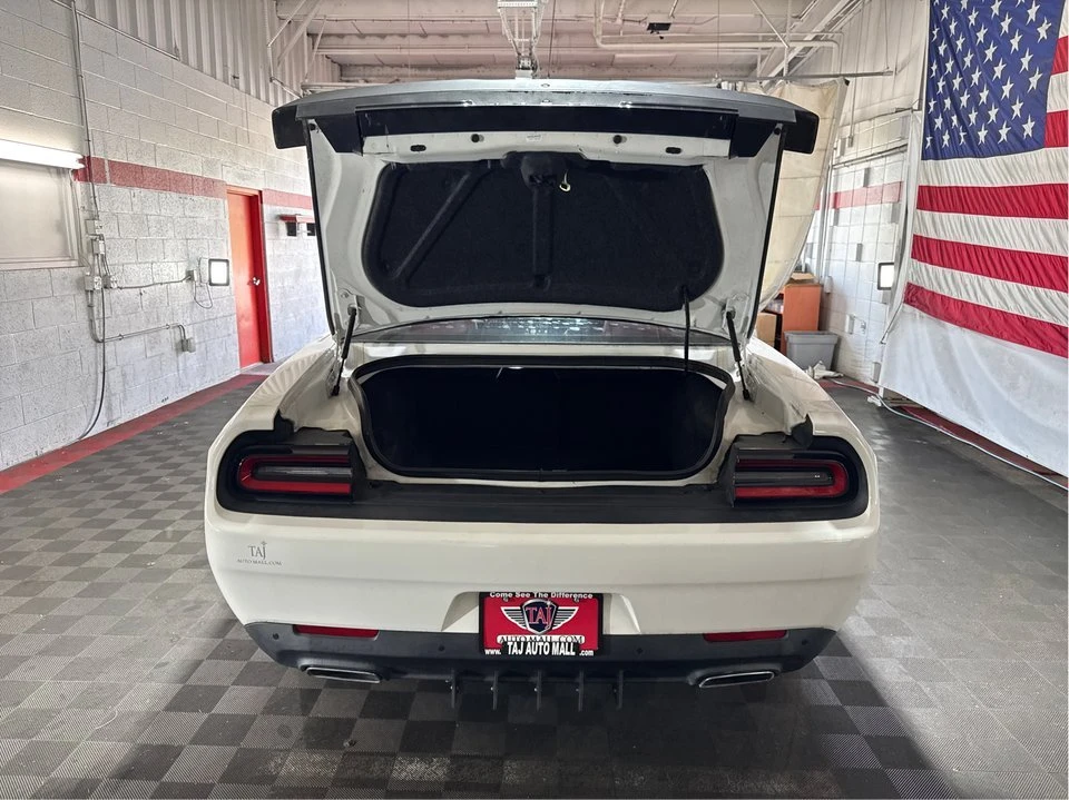 2015 Dodge Challenger 3rd Gen - Image 11 of 20