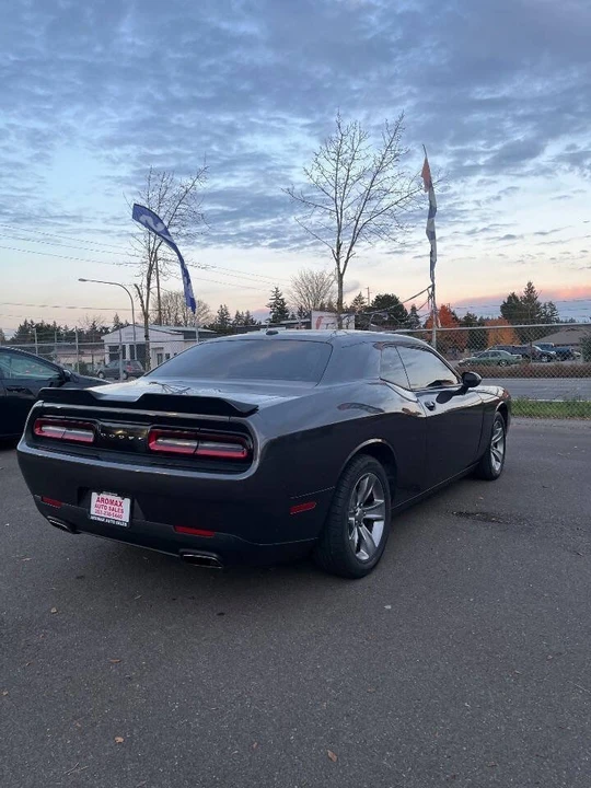 2015 Dodge Challenger 3rd Gen - Image 13 of 20