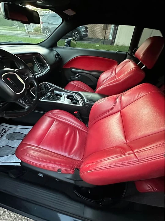 2015 Dodge Challenger 3rd Gen - Image 10 of 11