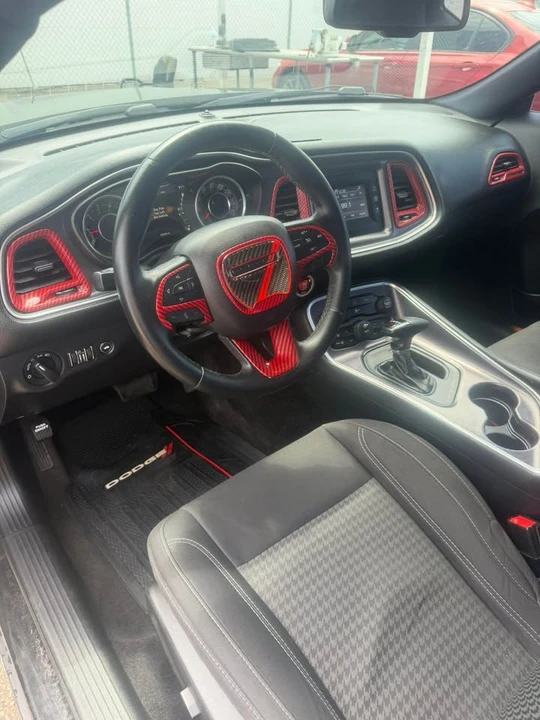 2015 Dodge Challenger 3rd Gen - Image 9 of 13